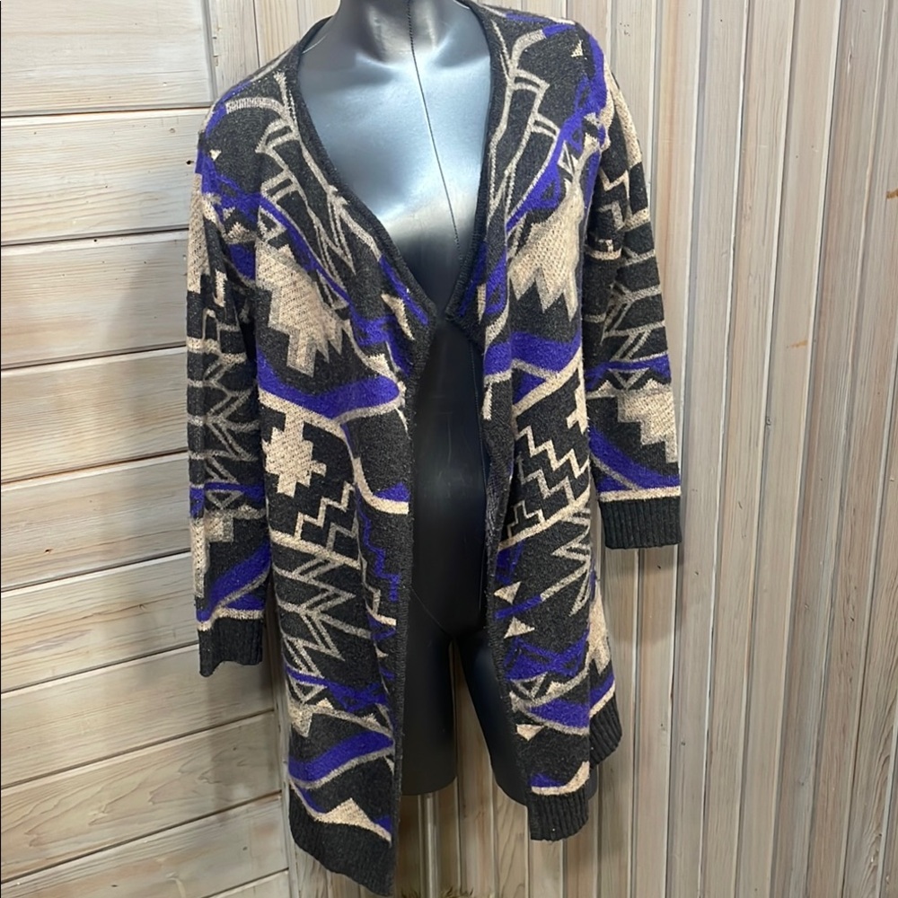 Cozy Blue and Gray Geometric Cardigan